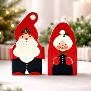 Vintage Wooden Santa & Mrs Claus Figurines Hand Painted Christmas Decor Set